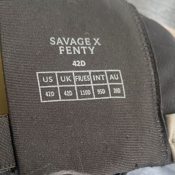 Savage X Fenty Sheer Black strapless underwire Bra NWT - Picture 4 of 7